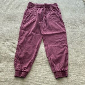 Women’s Pants w/ Pockets